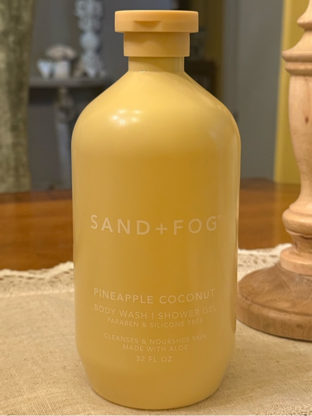 Sand + Fog Tropical Pineapple Coconut Body Wash / Shower Gel with ALOE 32 fl oz